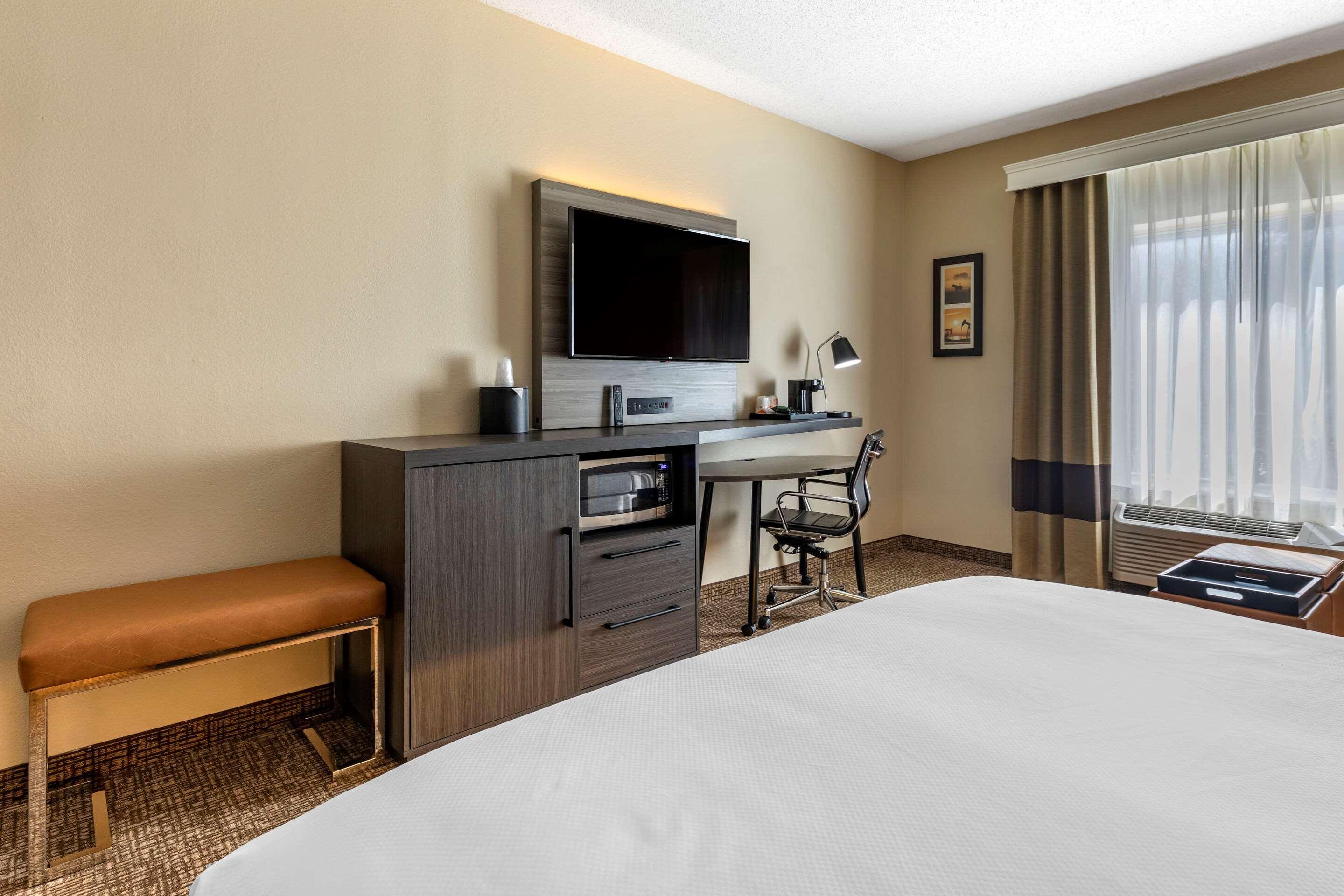Comfort & North Dallas-addison 3* Addison