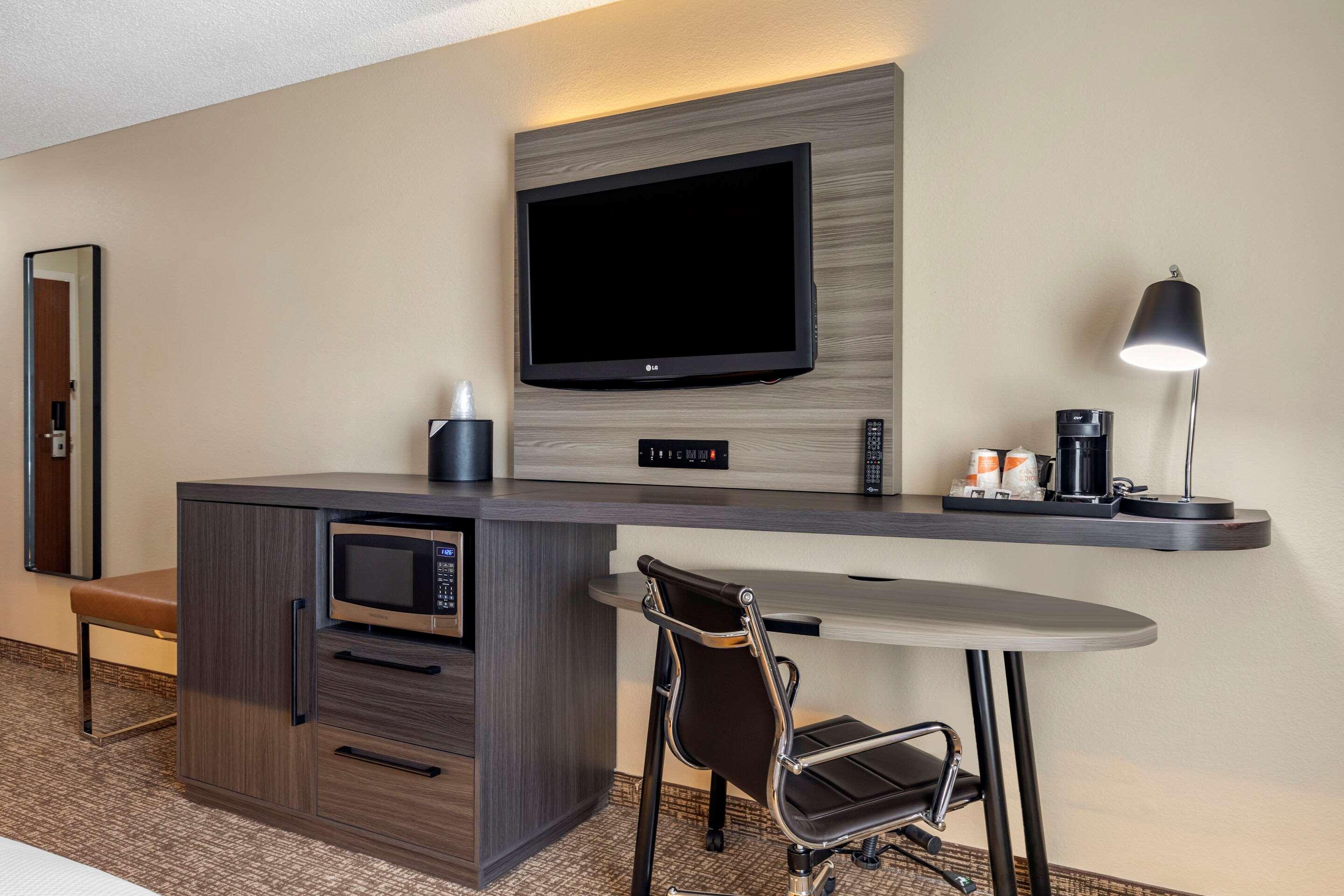 Comfort & North Dallas-addison 3* Addison
