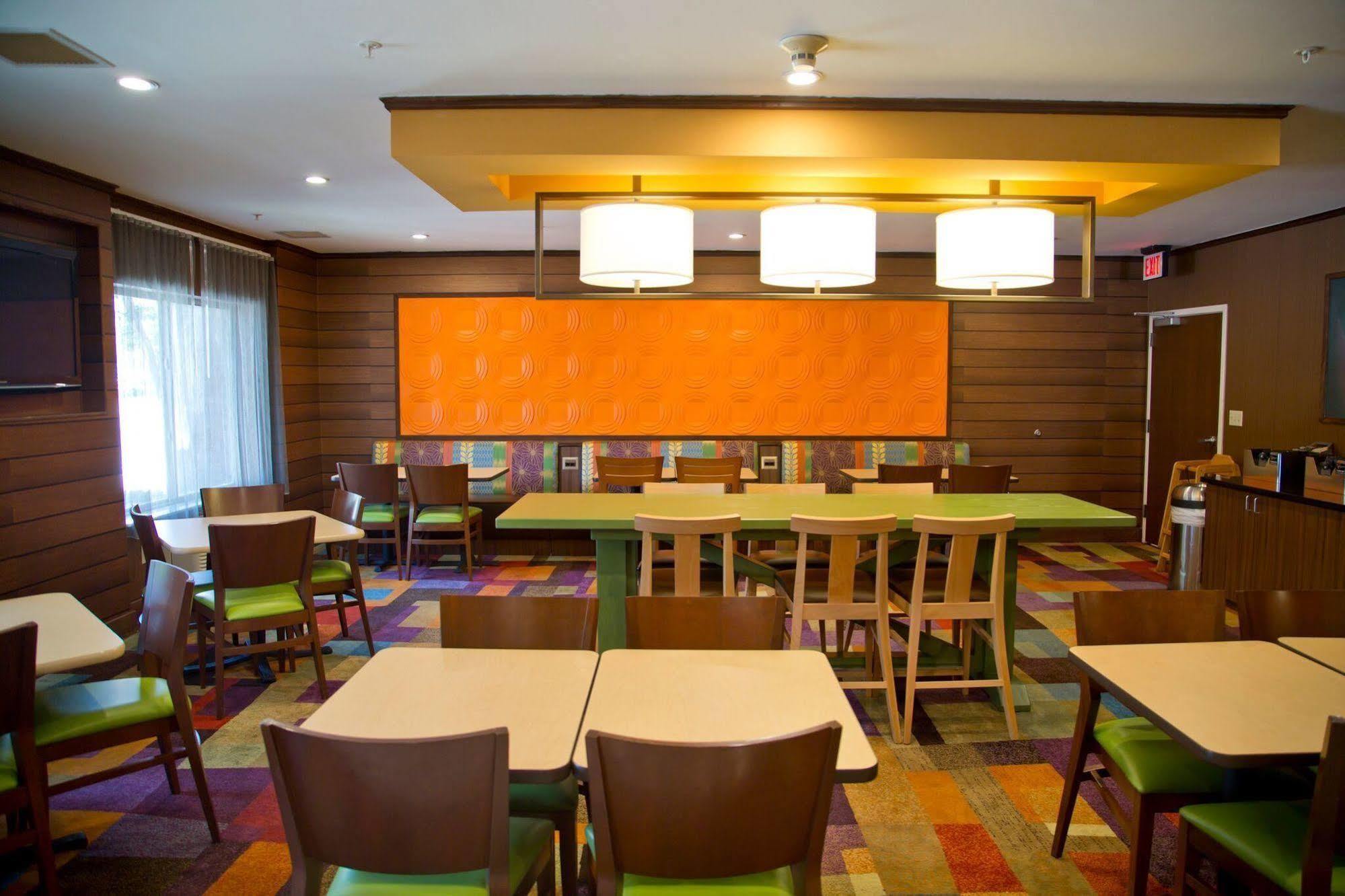 Comfort & North Dallas-addison Hotel Addison